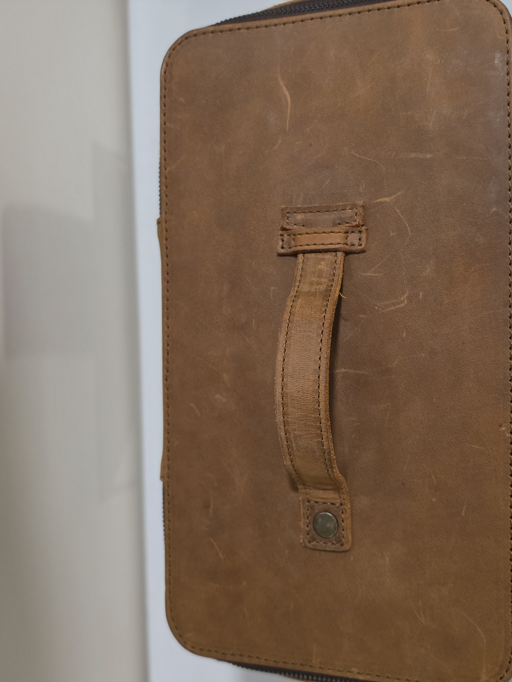 Love 41 Train Case - Tobacco - Picture 8 of 8